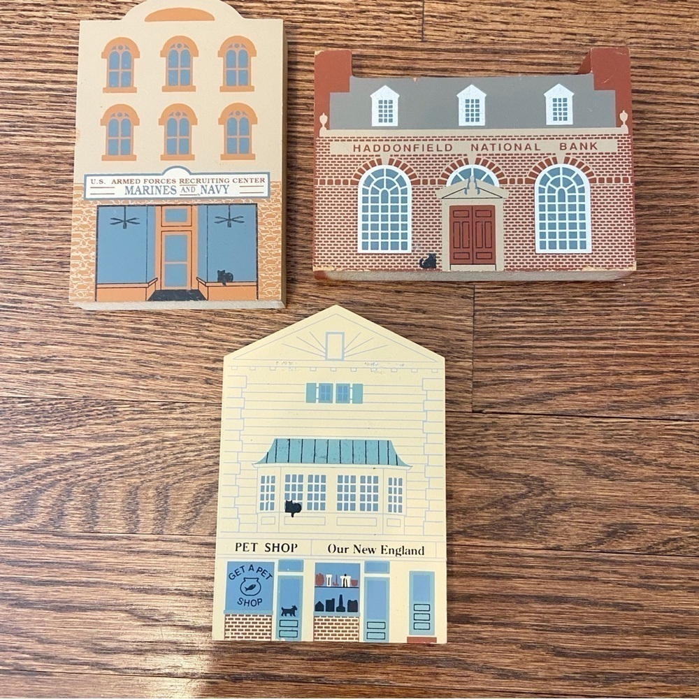 The Cat’s Meow | Vintage 1993 Series XI lot of 3 Mini Wooden Houses cottage core